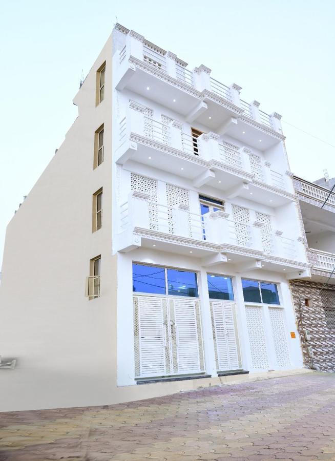 Hn Palace Homestay Agra  Esterno foto