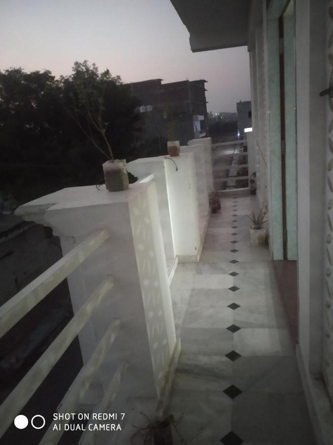 Hn Palace Homestay Agra  Esterno foto