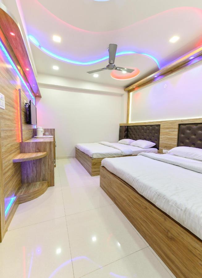 Hn Palace Homestay Agra  Esterno foto