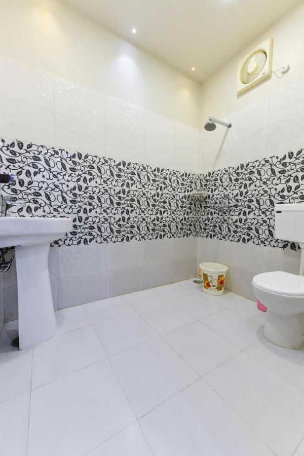 Hn Palace Homestay Agra  Esterno foto